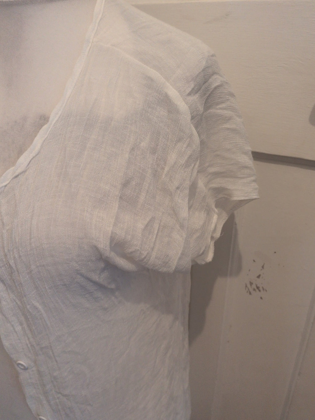 Large White Buttoned Short Sleeve Longline Top