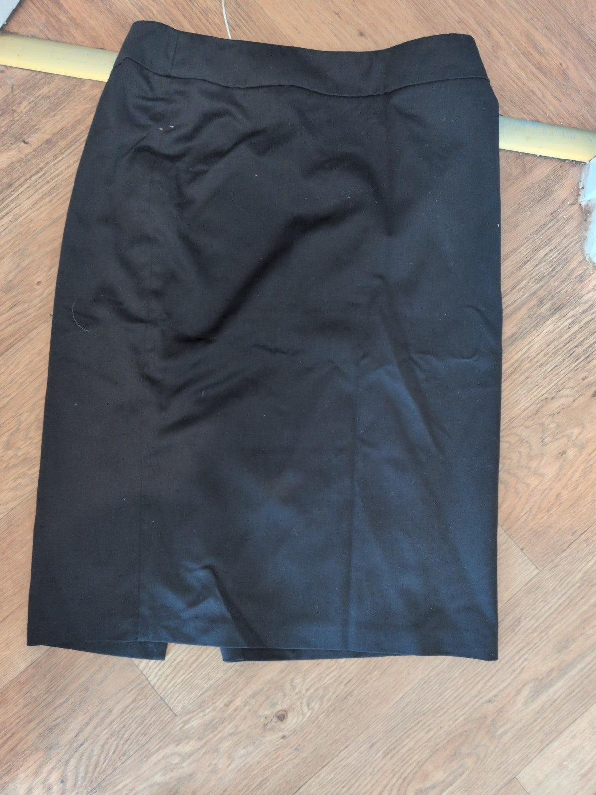 Marks And Spencer 16 Length 27" Black Skirt