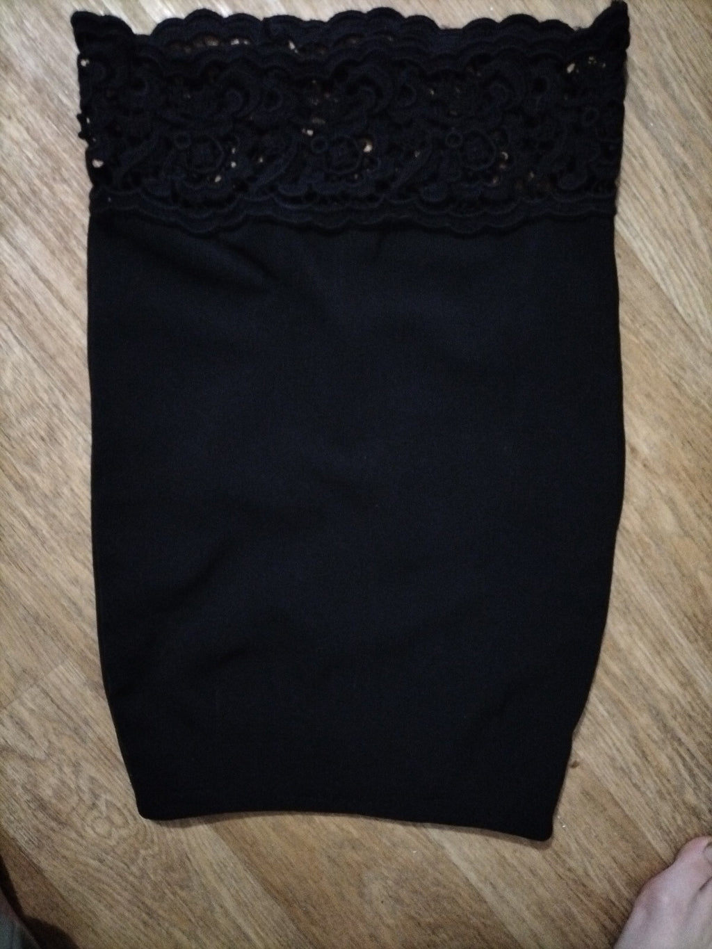 Ladies Amanda Marshall Size Small Black Skirt