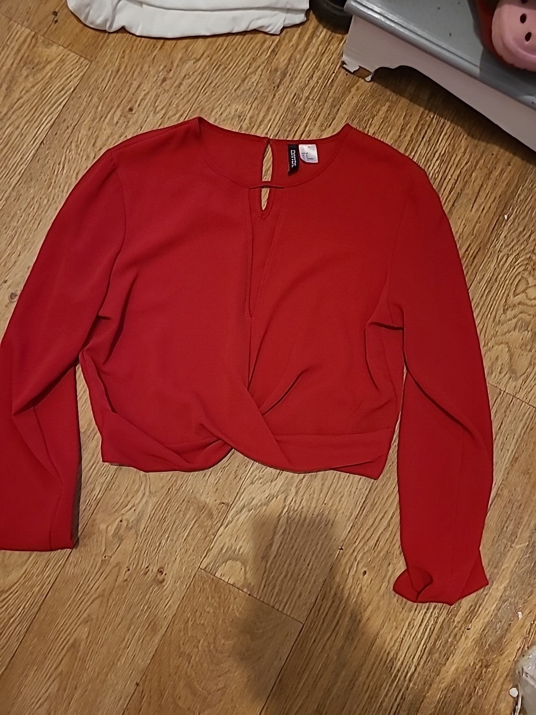 Ladies Divided Size 12 Red Cropped Long Sleeved Blouse