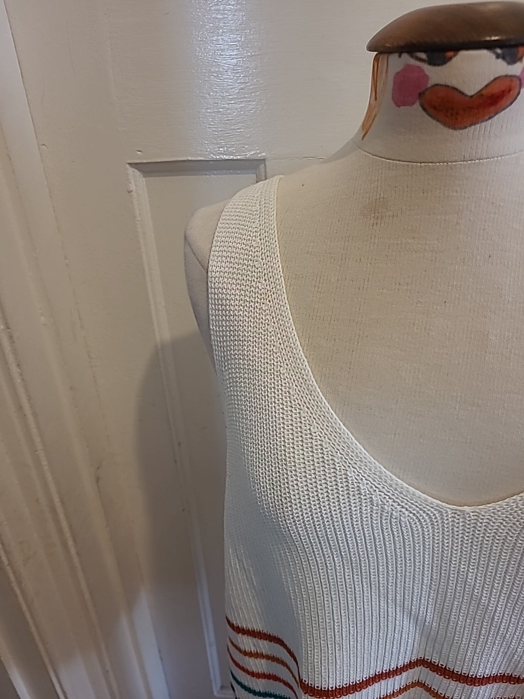 Ladies Size XL White With Multi Stripe Sleeveless Top
