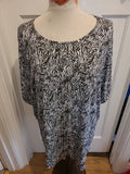Ladies Kim&Co Size Large Black/White/Khaki Short Sleeved Blouse