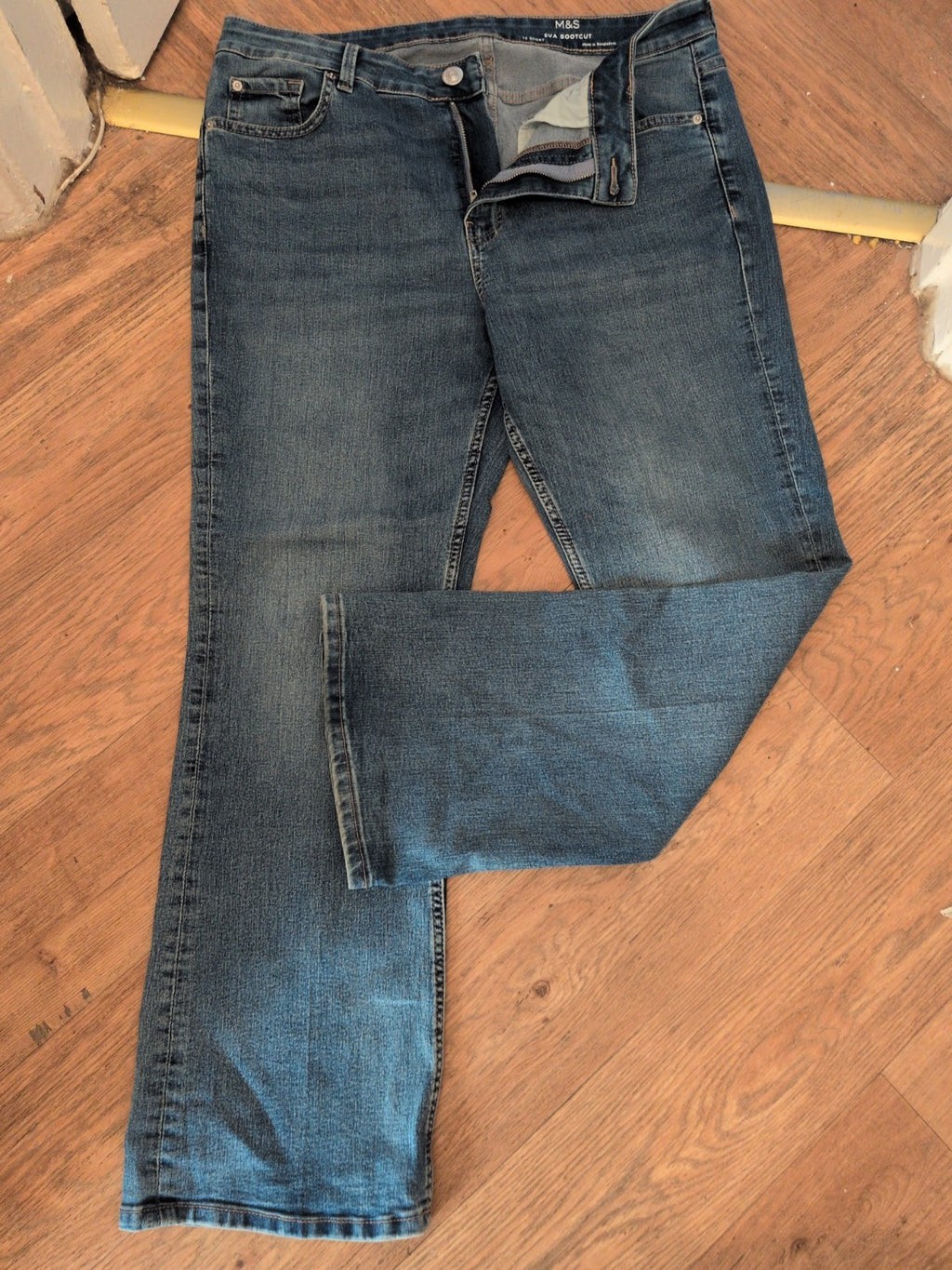 Ladies Marks And Spencers 16 Short Eva Bootcut Jeans