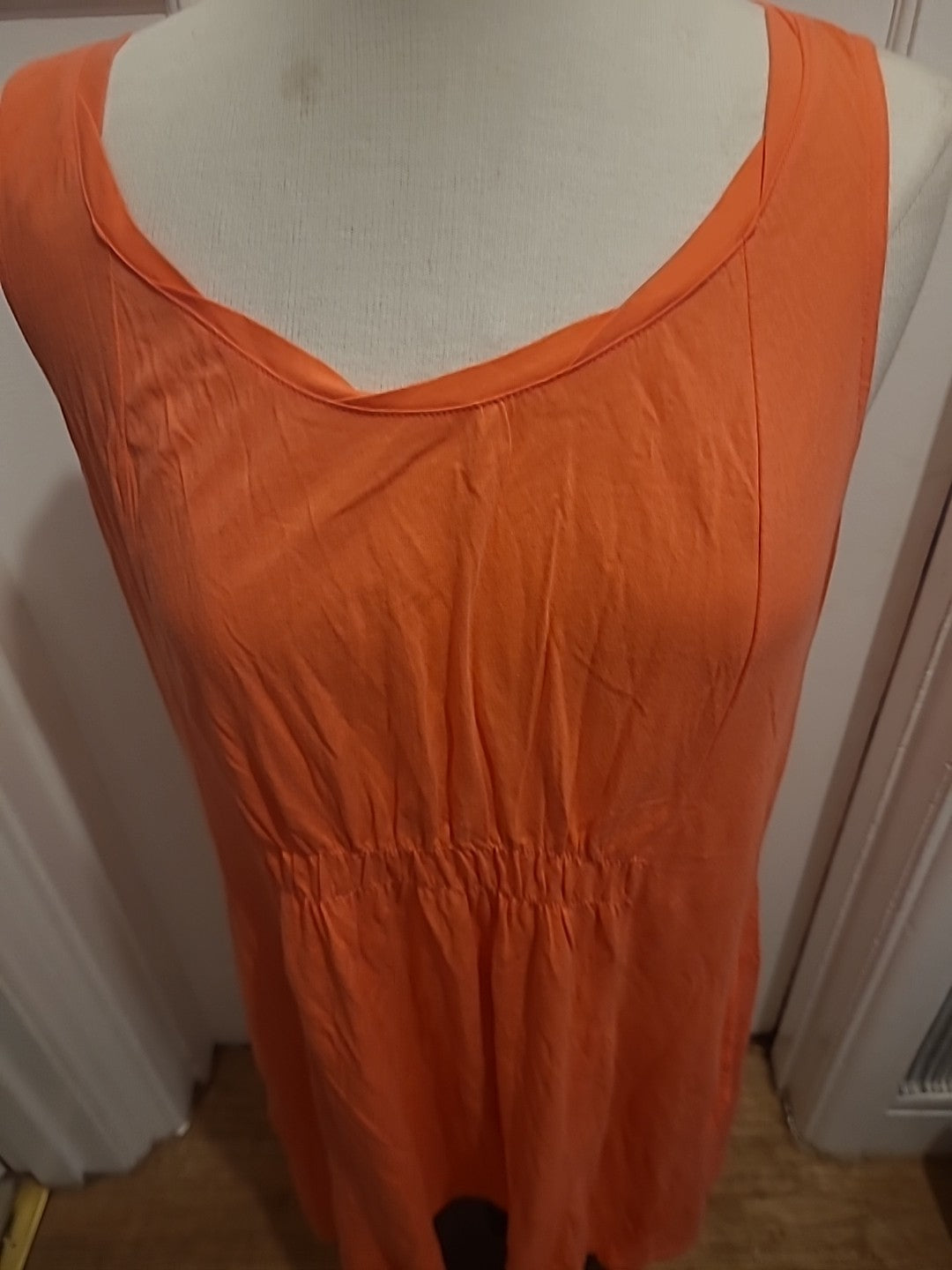 Ladies Lands End Size Medium Peach Sleeveless Dress