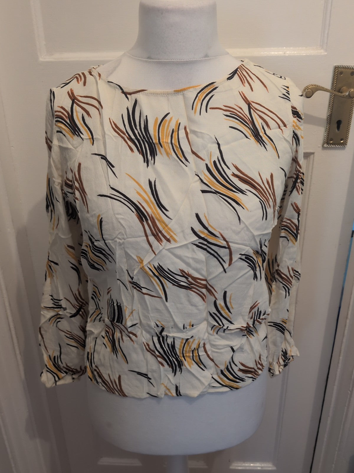 Ladies Marks And Spencers Size 10 Ivory Mix Long Sleeved Blouse