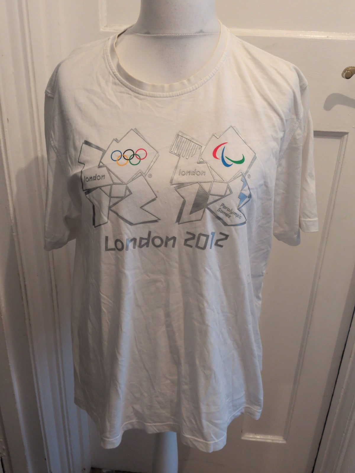 London 2012 Olympic Short Sleeve T-shirt Small Mark On Front