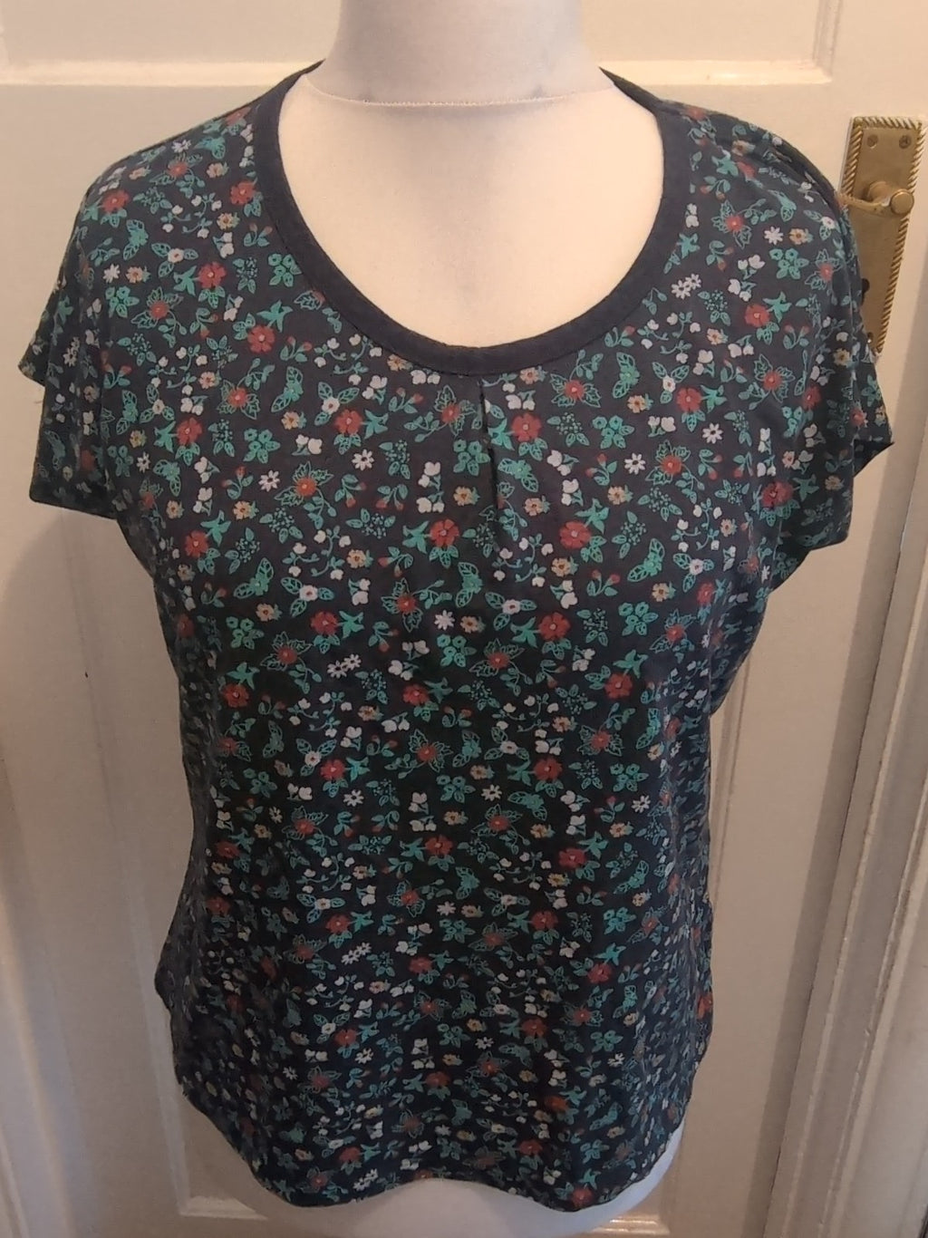Trespass Large Navy Floral Short Sleeve Blouse