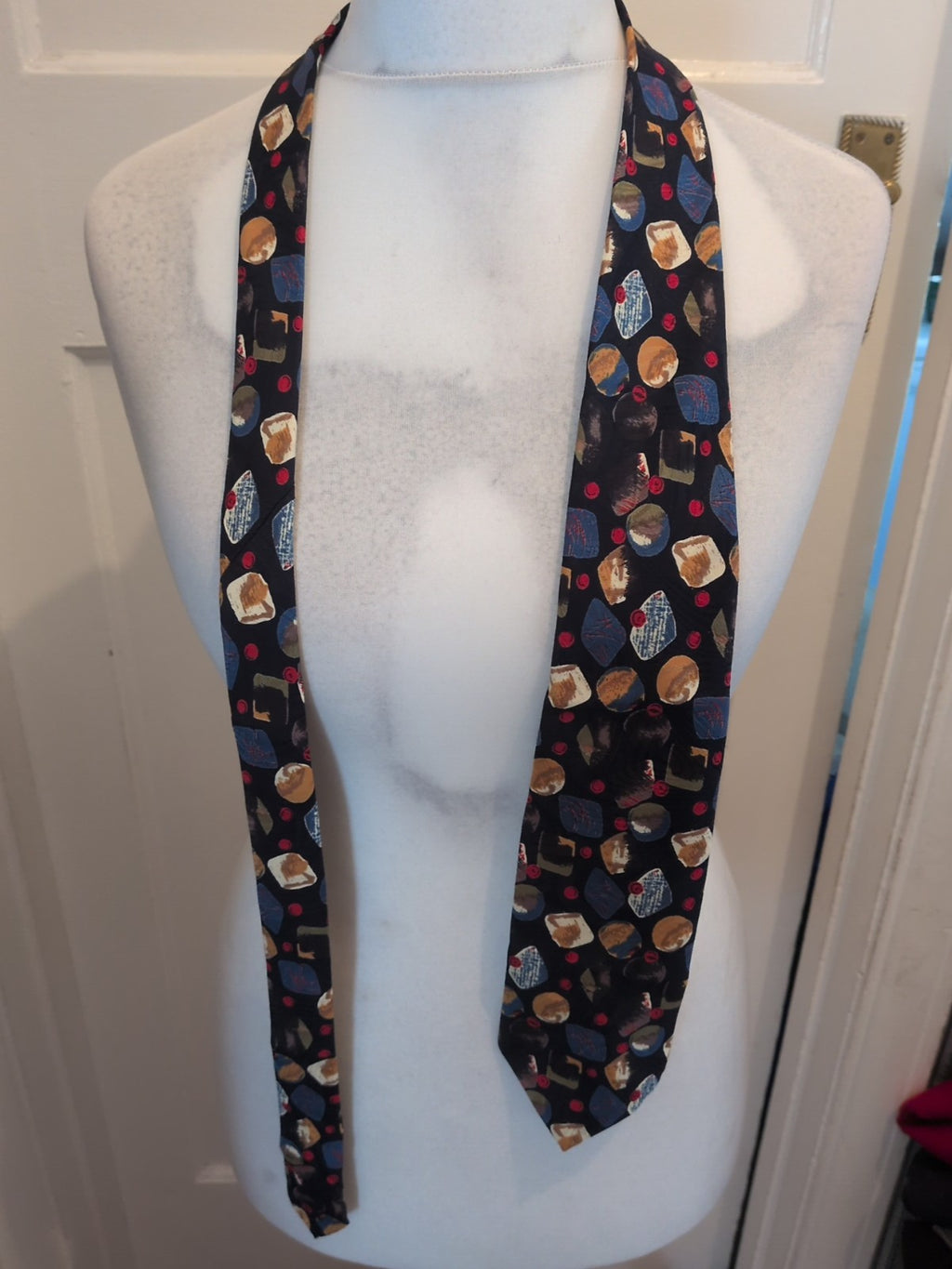 Dt Michael Navy With Multicoloured Pattern Tie