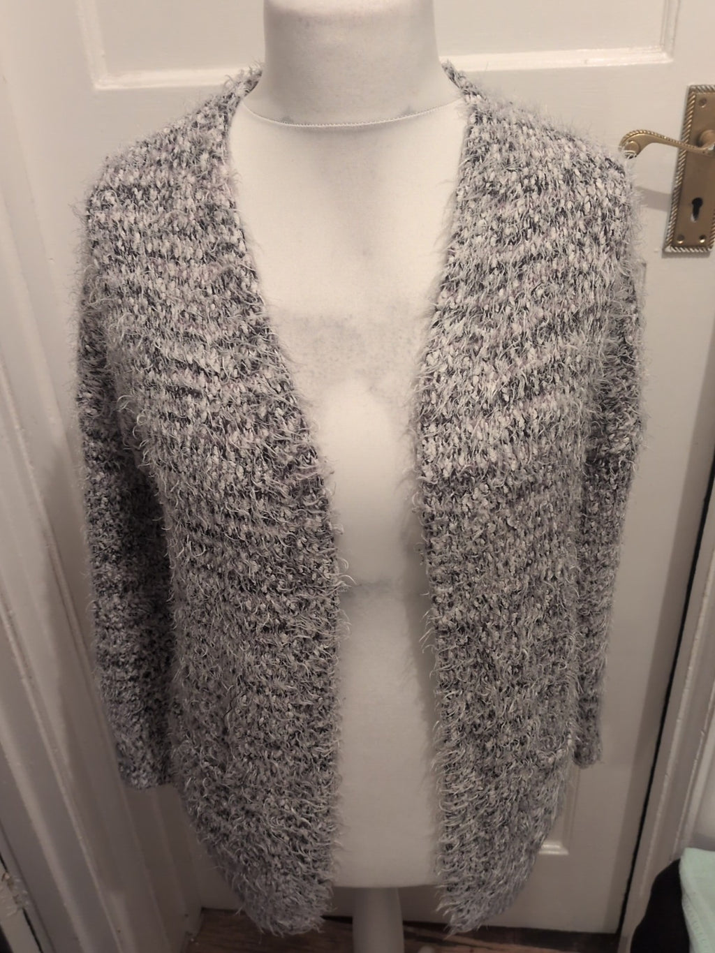 Ladies Primark Size 10-12 Grey Fleck Fluffy Cardigan