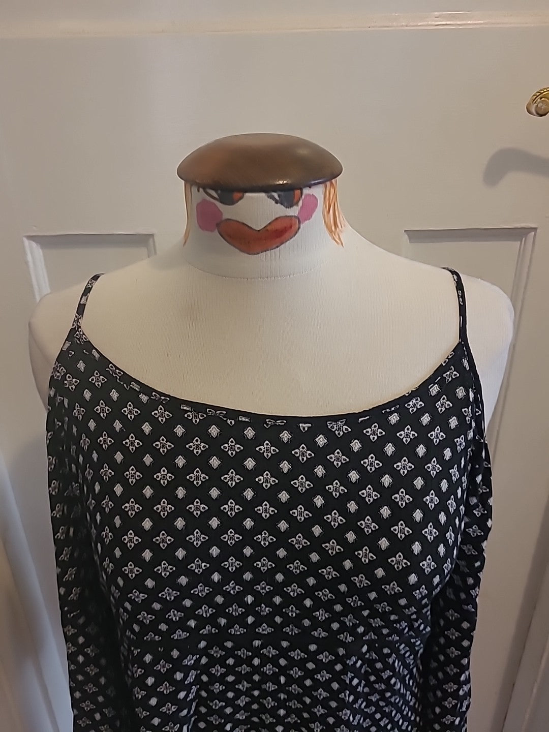 Ladies New Look Size 10 Black And White Detailed Open Shoulder Blouse