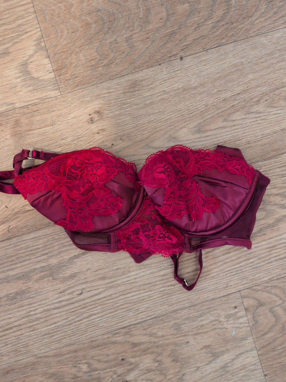 Ann Summers 32b Burgundy Wired Mesh Bra