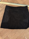 XL Black Short Skirt Straight Lightweight