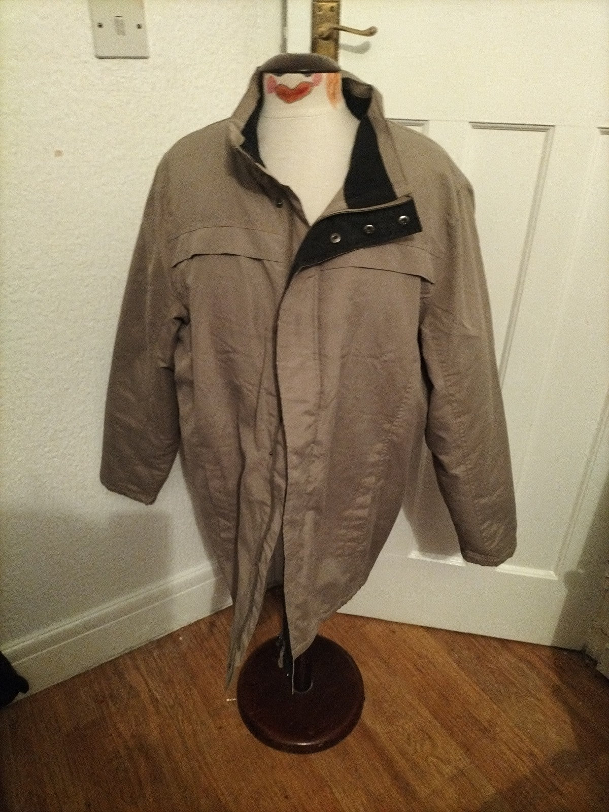 Mens Preimer Man Size Medium Pale Khaki Lined Coat