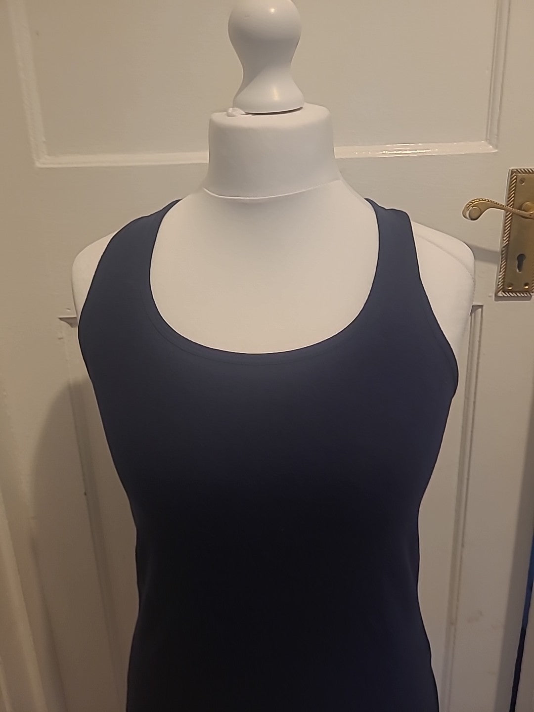 Ladies Love To Lounge Size Large Navy Sleeveless Pyjama Top