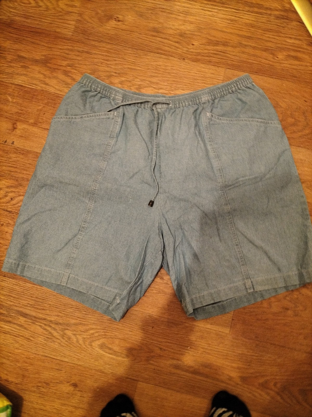 Ladies Size XL Pale Denim Elasticated Shorts