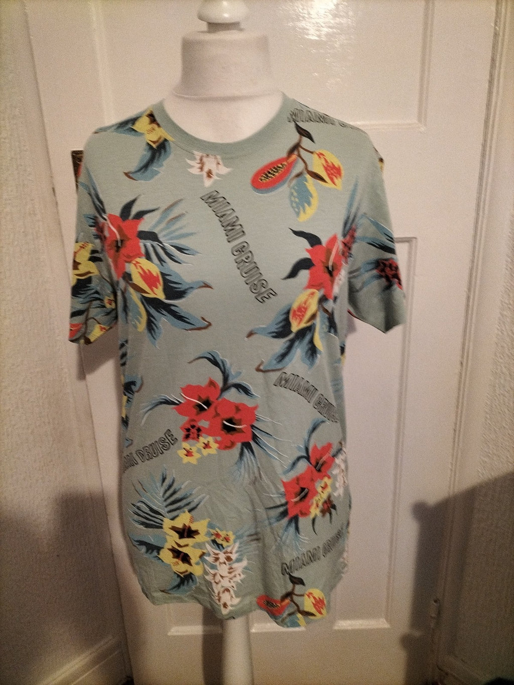 Mens H&M Size Small Multicoloured Miami Short Sleeved Tshirt