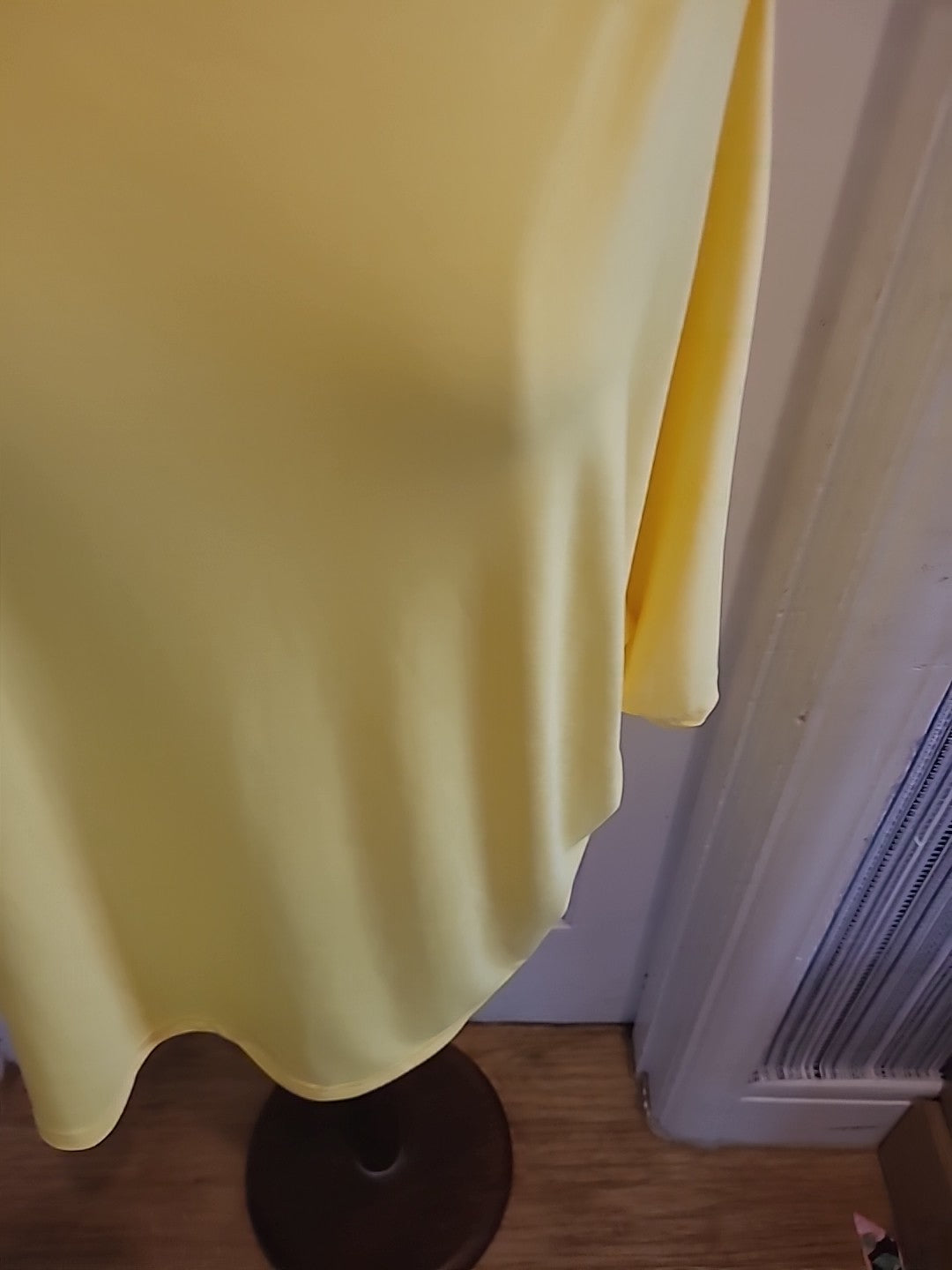 Ladies Shein Size Large Yellow Short Sleeved Tshirt
