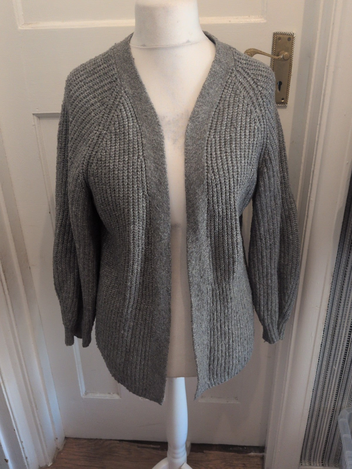 Ladies Tu Size Medium Grey Knit Open Cardigan Long Sleeve