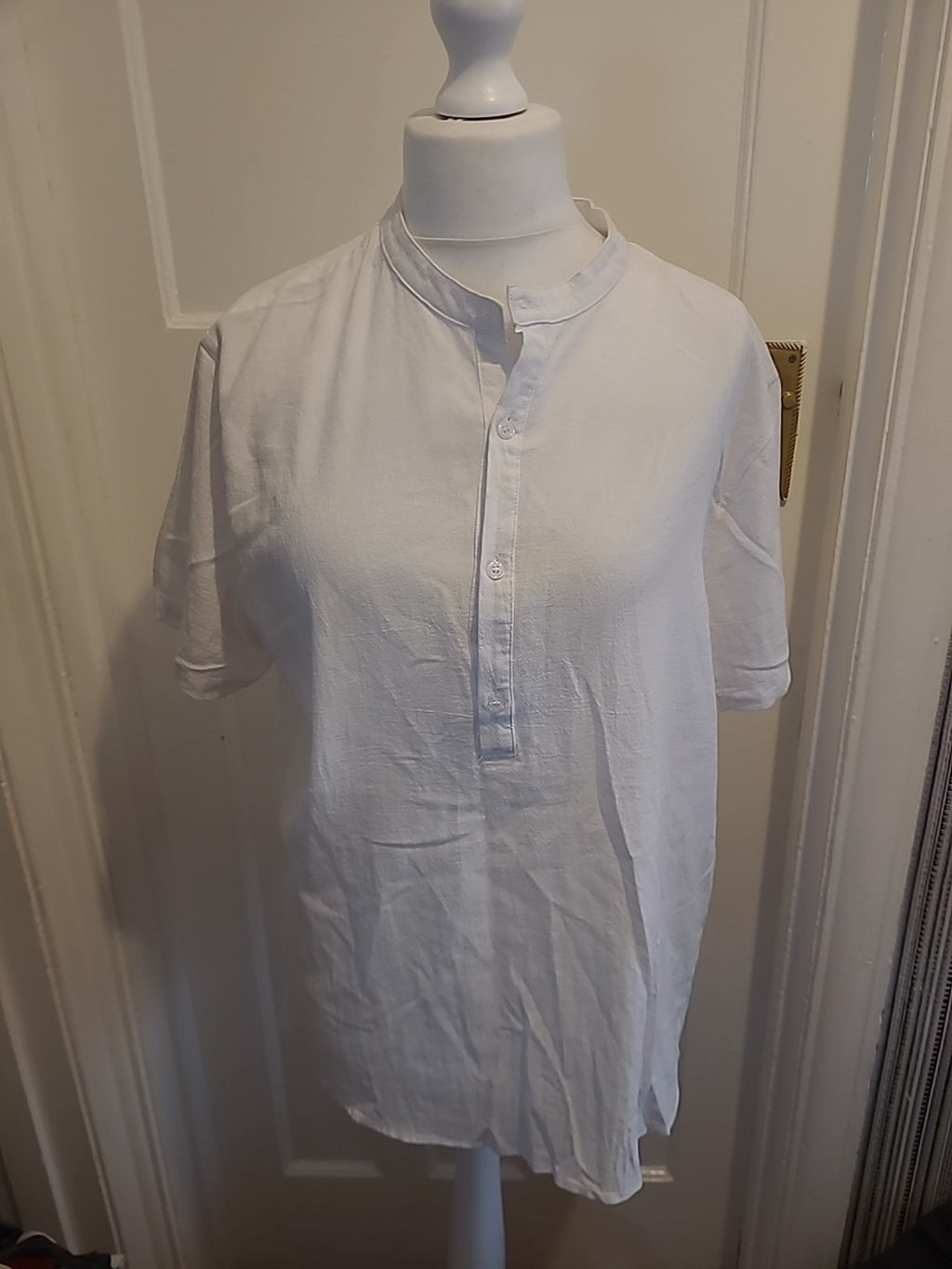 Mens Yaobaole Size Large White Short Sleeved Shirt