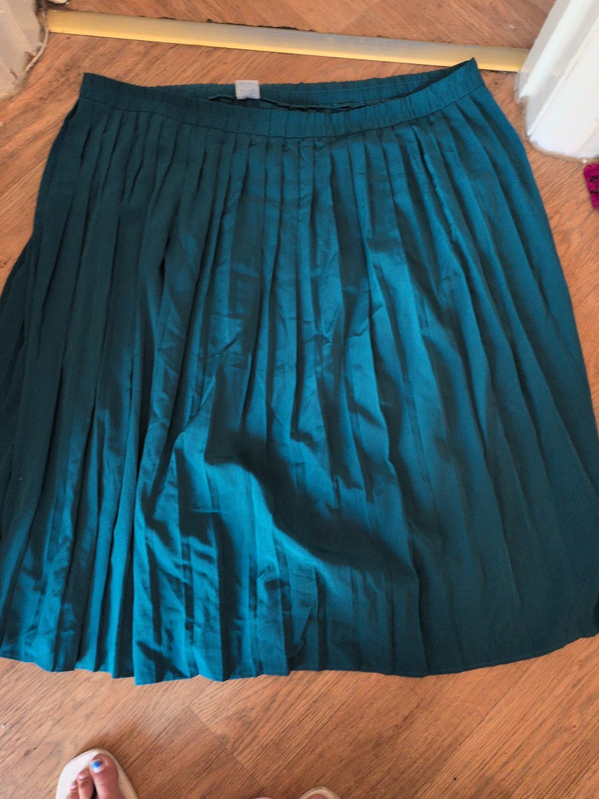 Sara Neal 26-28 Teal Elasticated Flare Pleated Skirt Long Lengtg