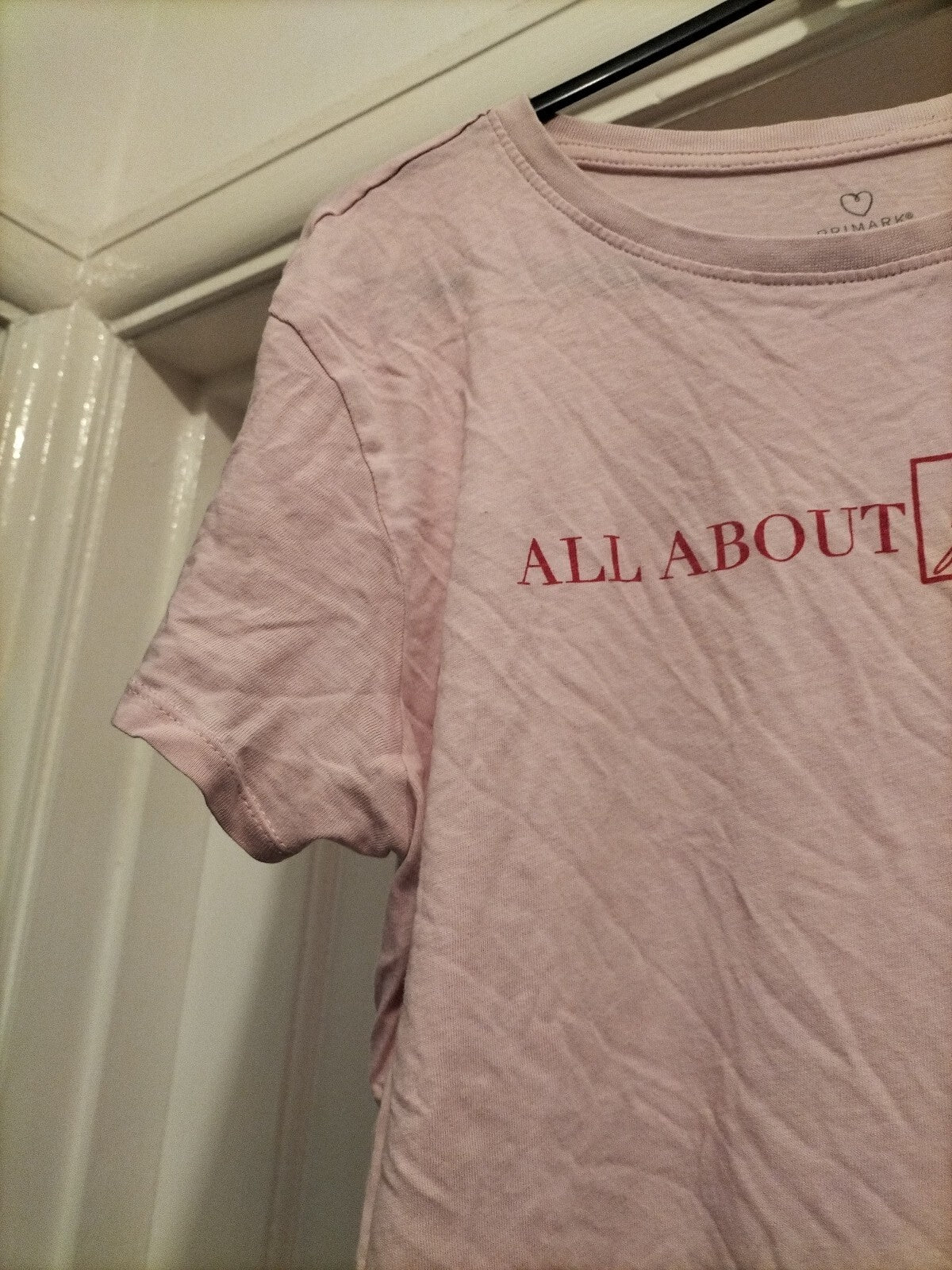 Ladies Primark 6-8 Pink Short Sleeved Tshirt