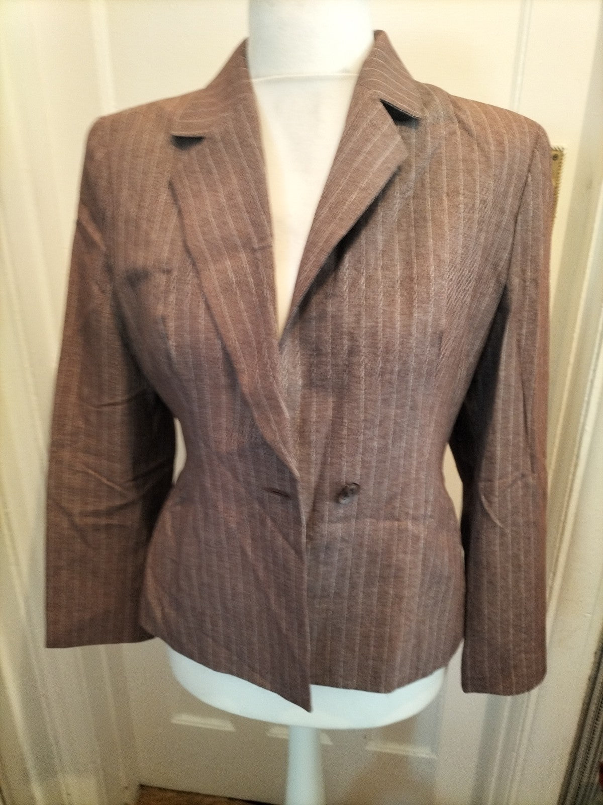 Ladies Janet Wise Size M/L Purple/White Striped Blazer