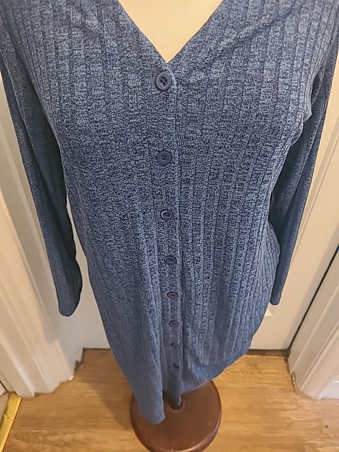 Ladies Vlazom Medium Blue Button Up Dress Long Sleet