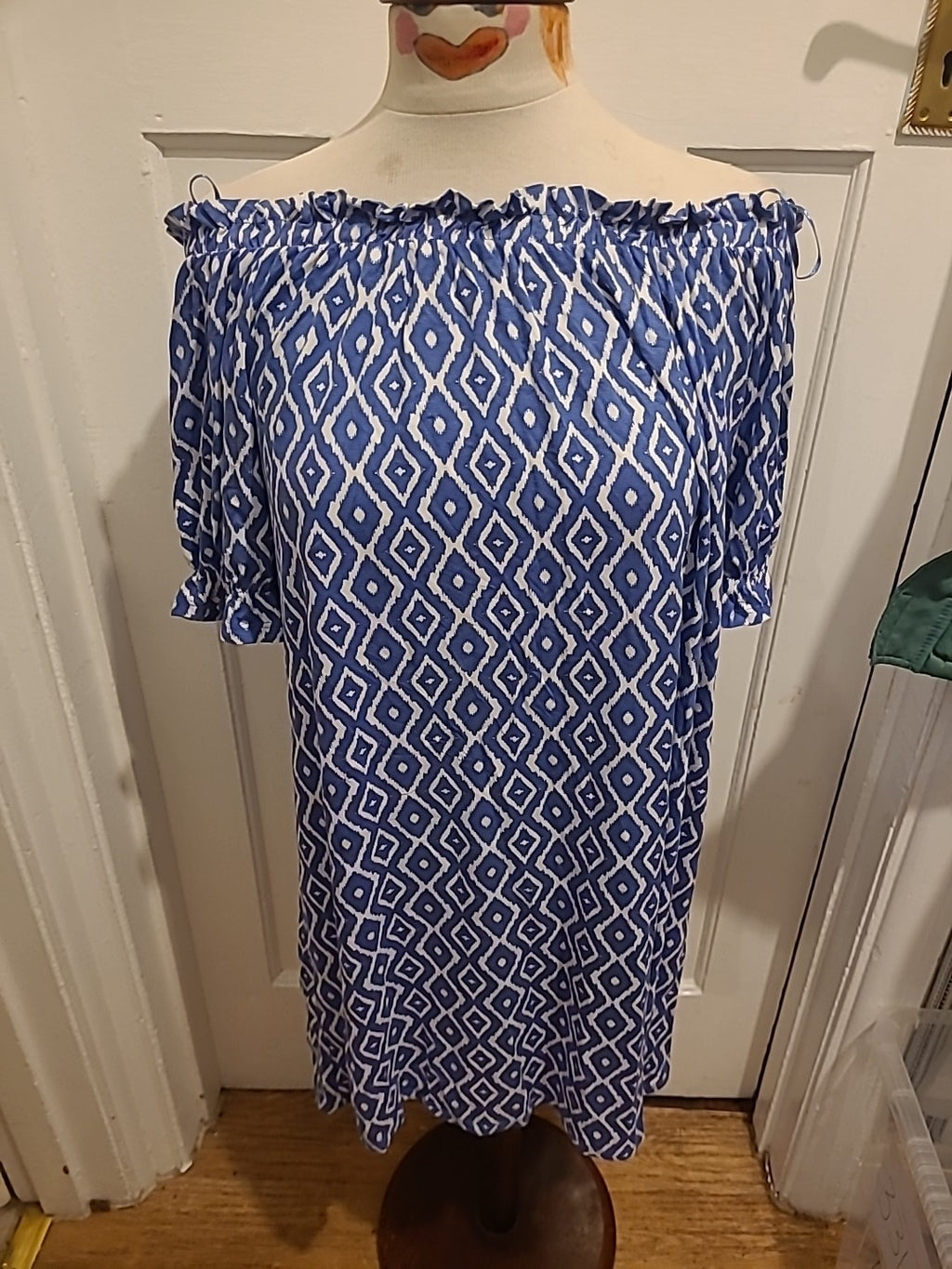 Ladies George Size 12-14 Blue And White Patterned Short Sleeved Dress