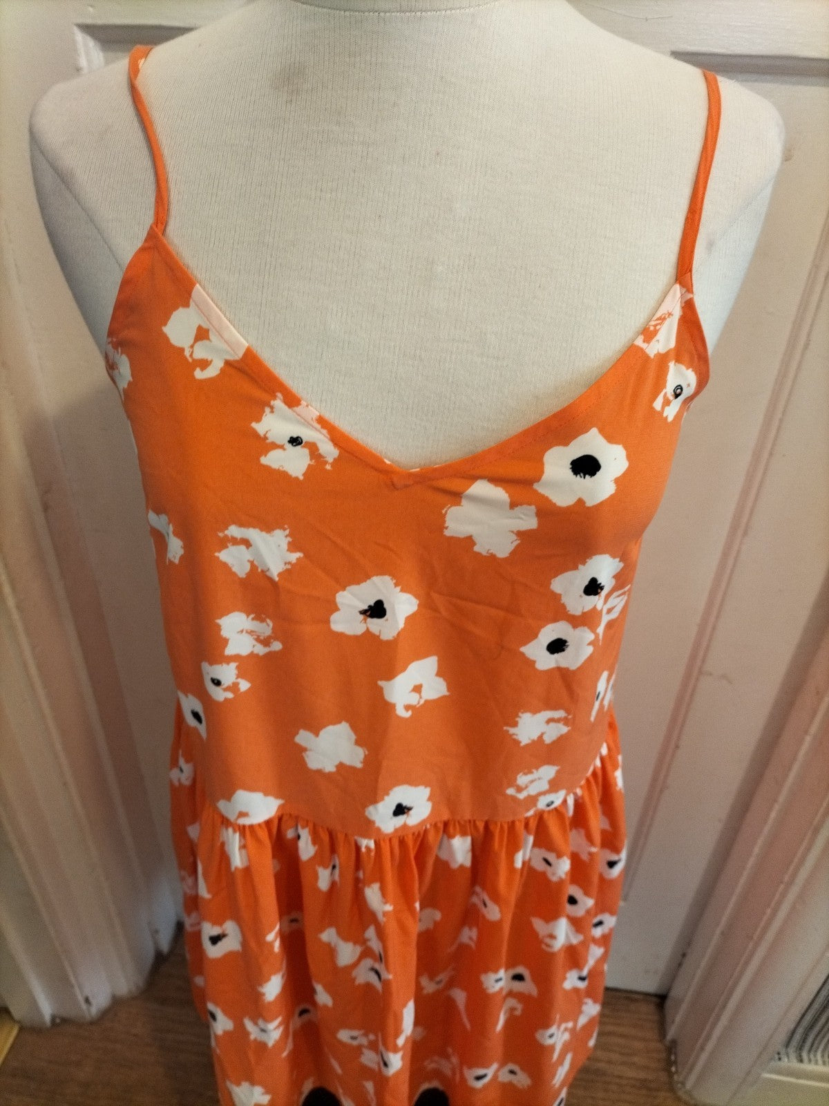 Ladies Pieces Size Small Orange White Floral Sleeveless Summer Dress