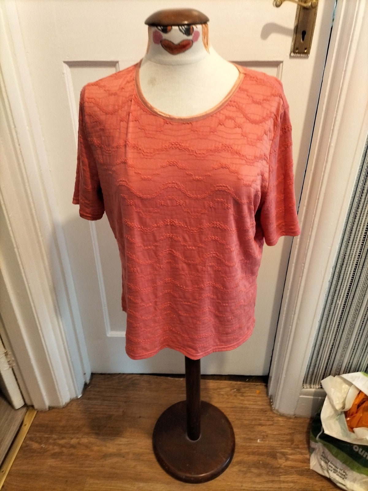 Brand New Ladies Honor Millburn 14-16 Pink Short Sleeved Blouse