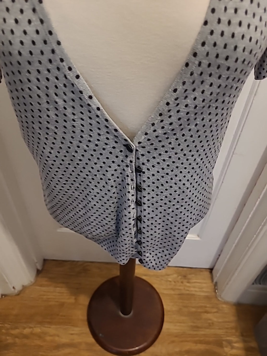 Ladies Marks And Spencer Size 16 Grey Polkadot Short Sleeved Blouse