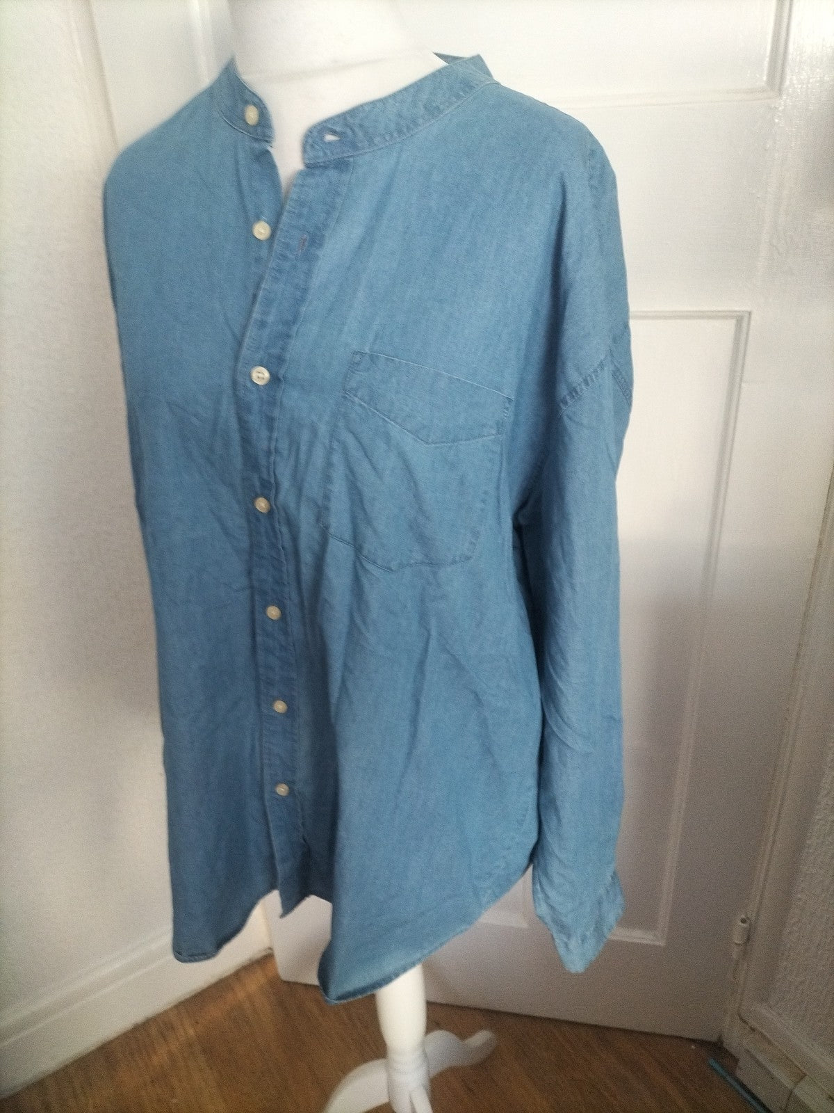 Mens Southbay Size 48/50 Denim Style Shirt