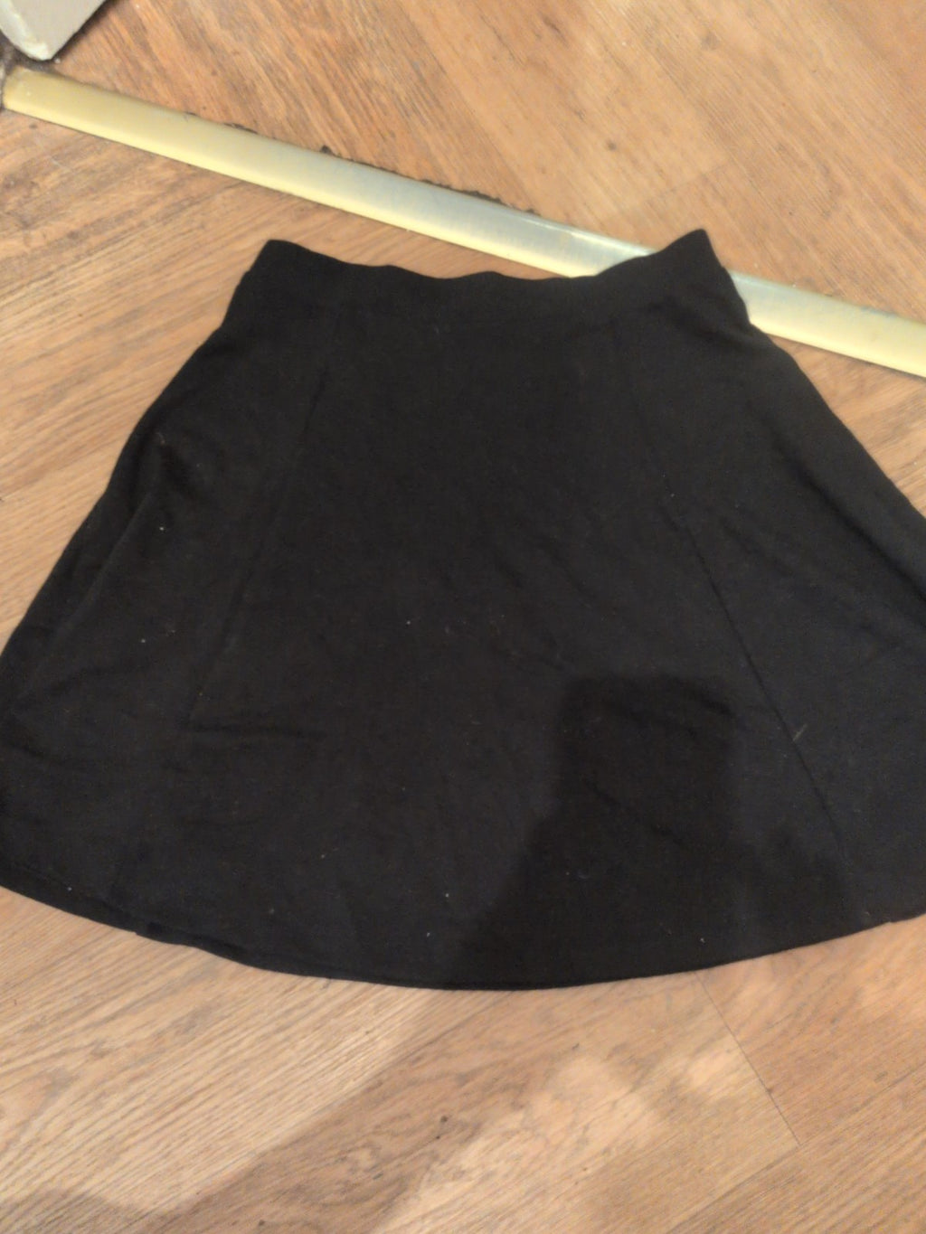 Small Black Knee Length Flare Skirt Bobbling