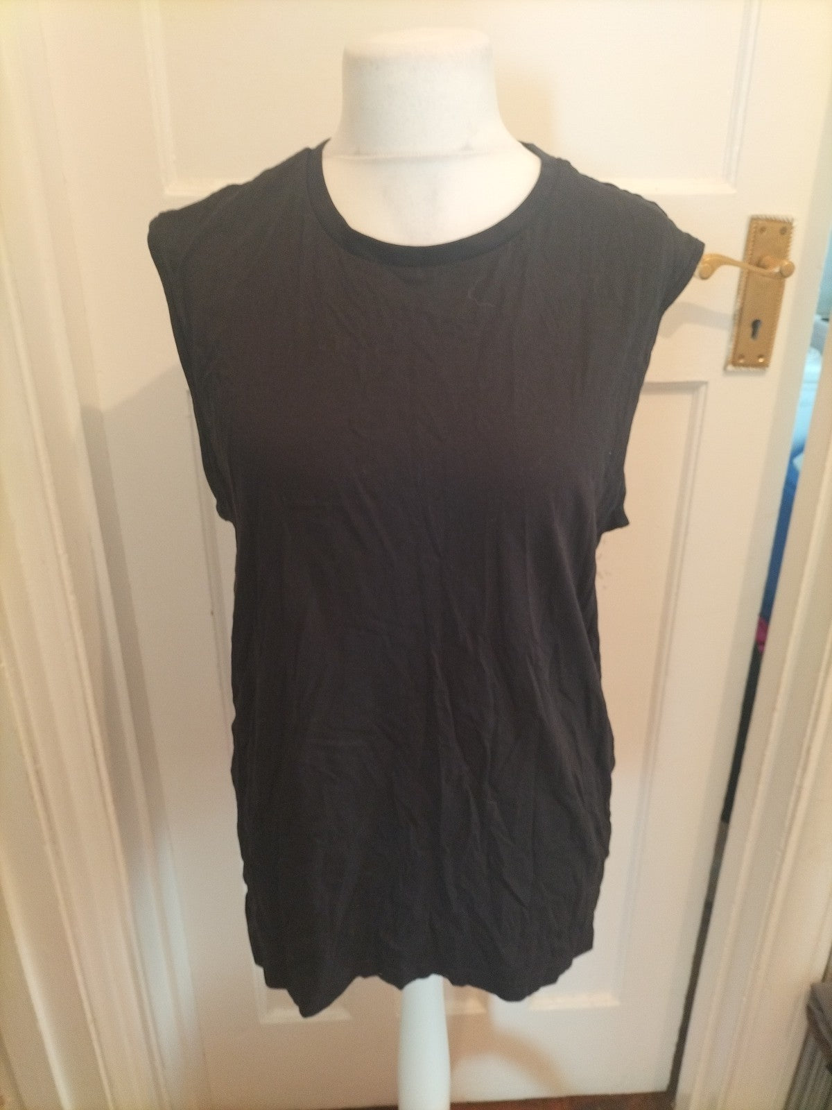Mens Tu Size L Reg Fit Black Vest Tshirt