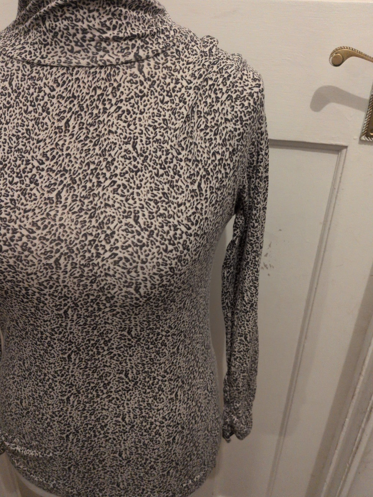 Marks And Spencer 10 Leopard Print Long Sleeve Top