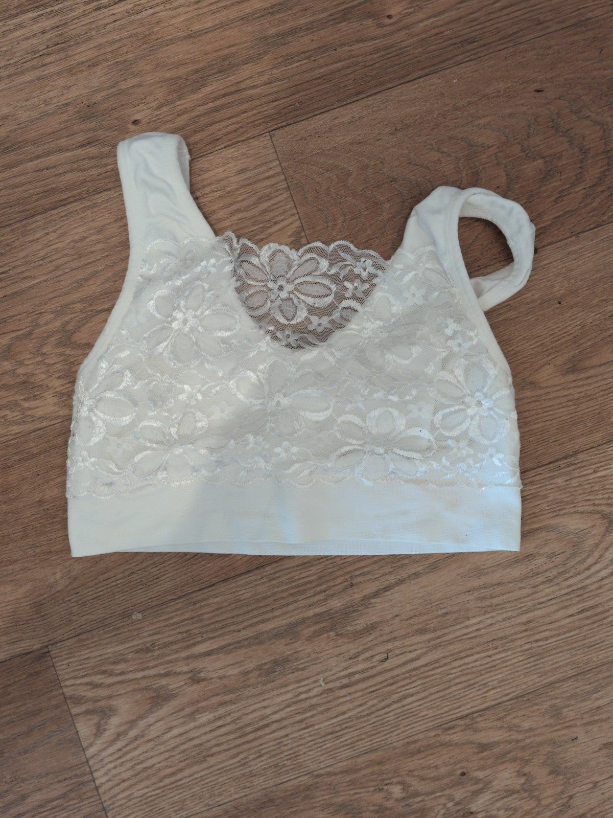 Medium White Floral Lace Bralette