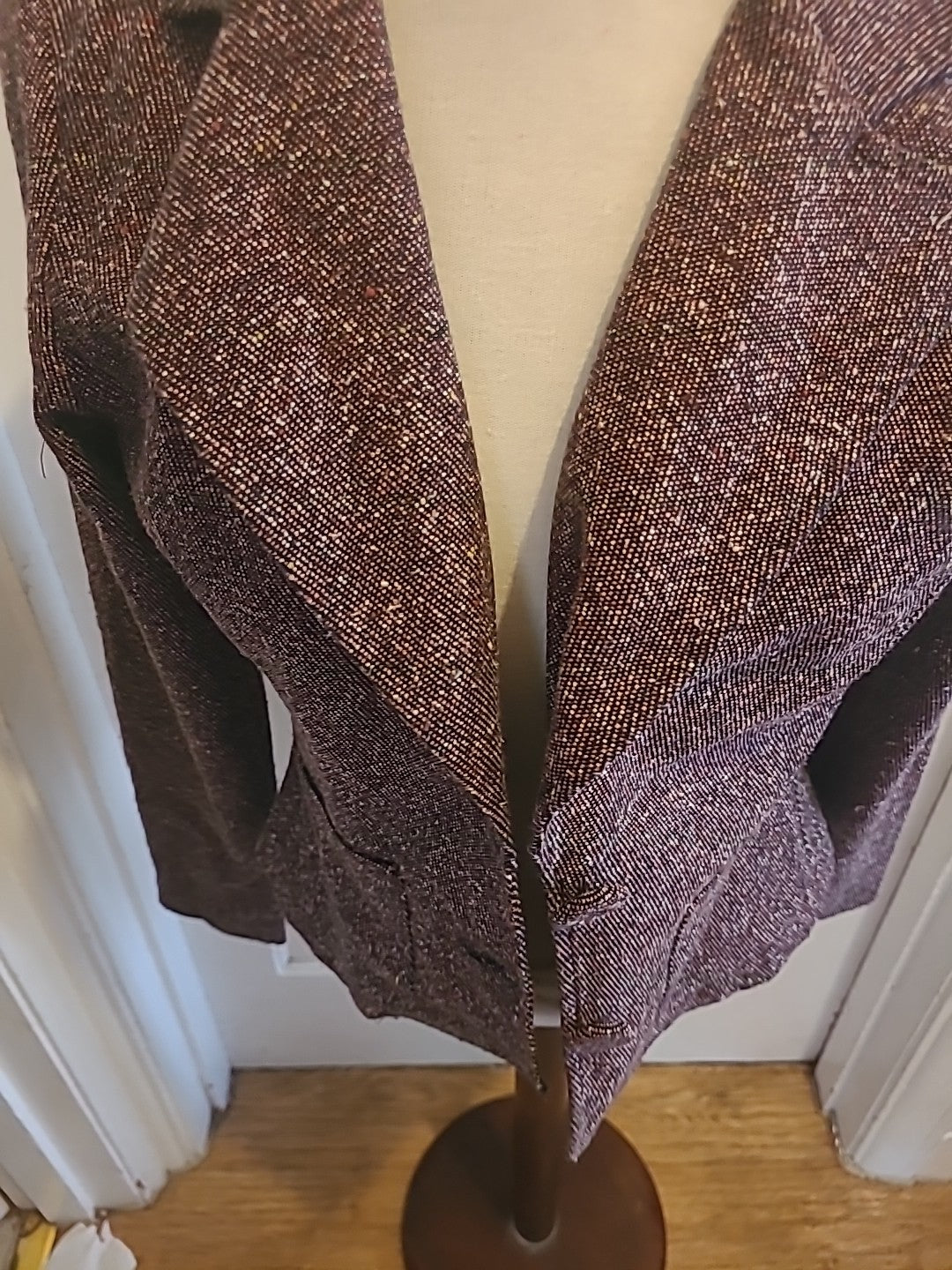 Ladies Size 10 Brown Fleck Lined Long Sleeved Jacket