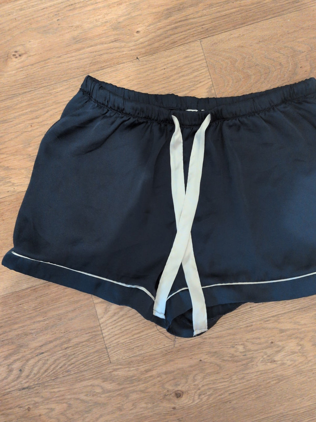 Primark 10-12 Navy Satiny Elasticated Pyjama Sleep Shorts