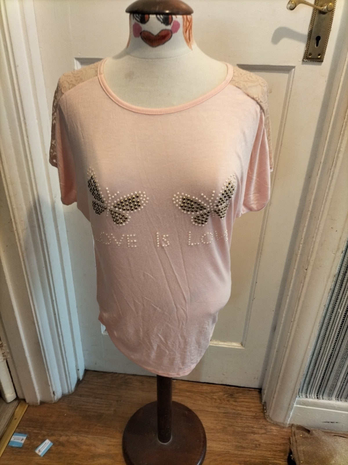 Ladies Size Large Pink Lace Short Sleeved Tshirt