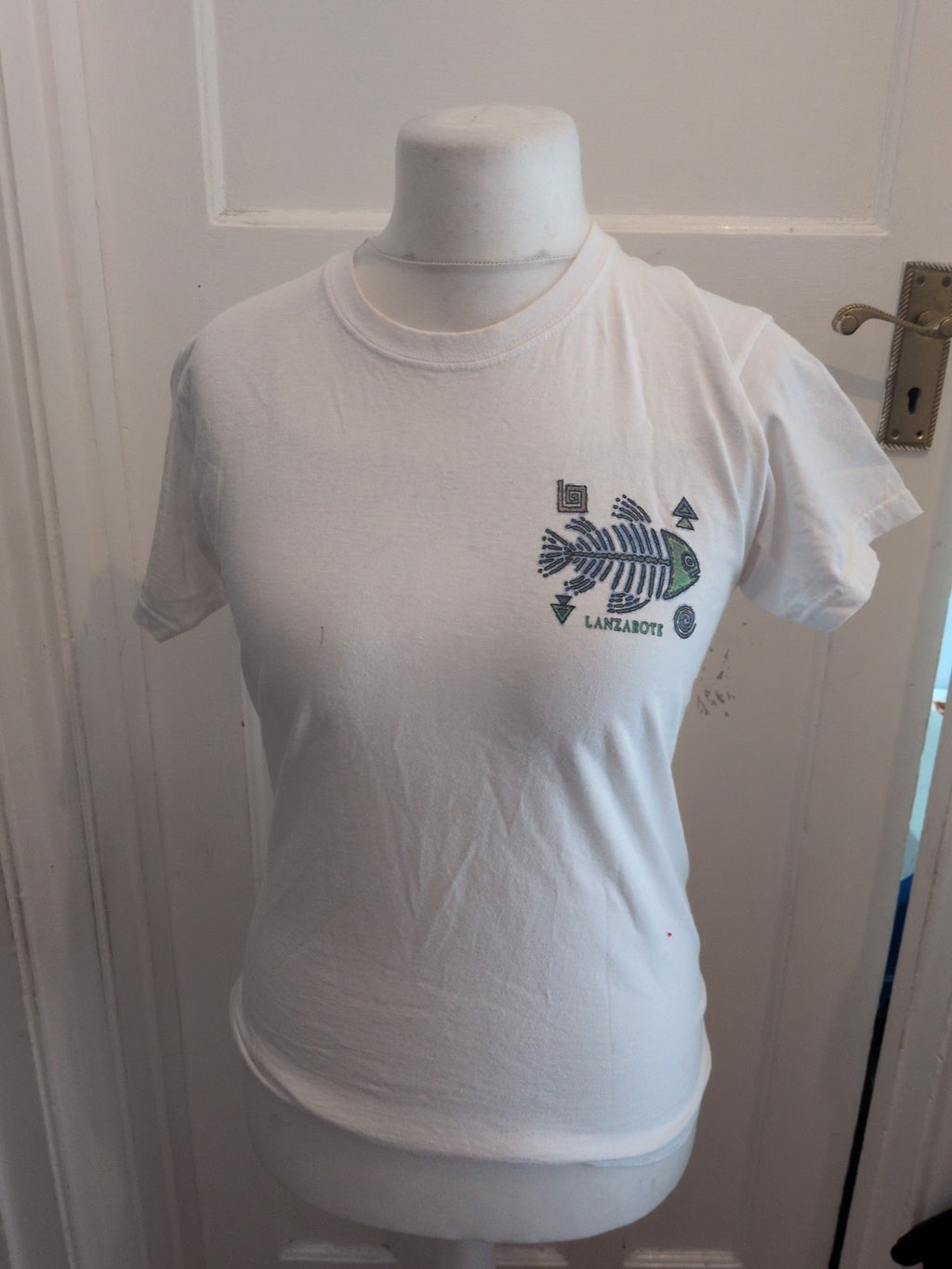 Fruit Of The Loom Small White Lanzarote T-shirt Small Pen Mark
