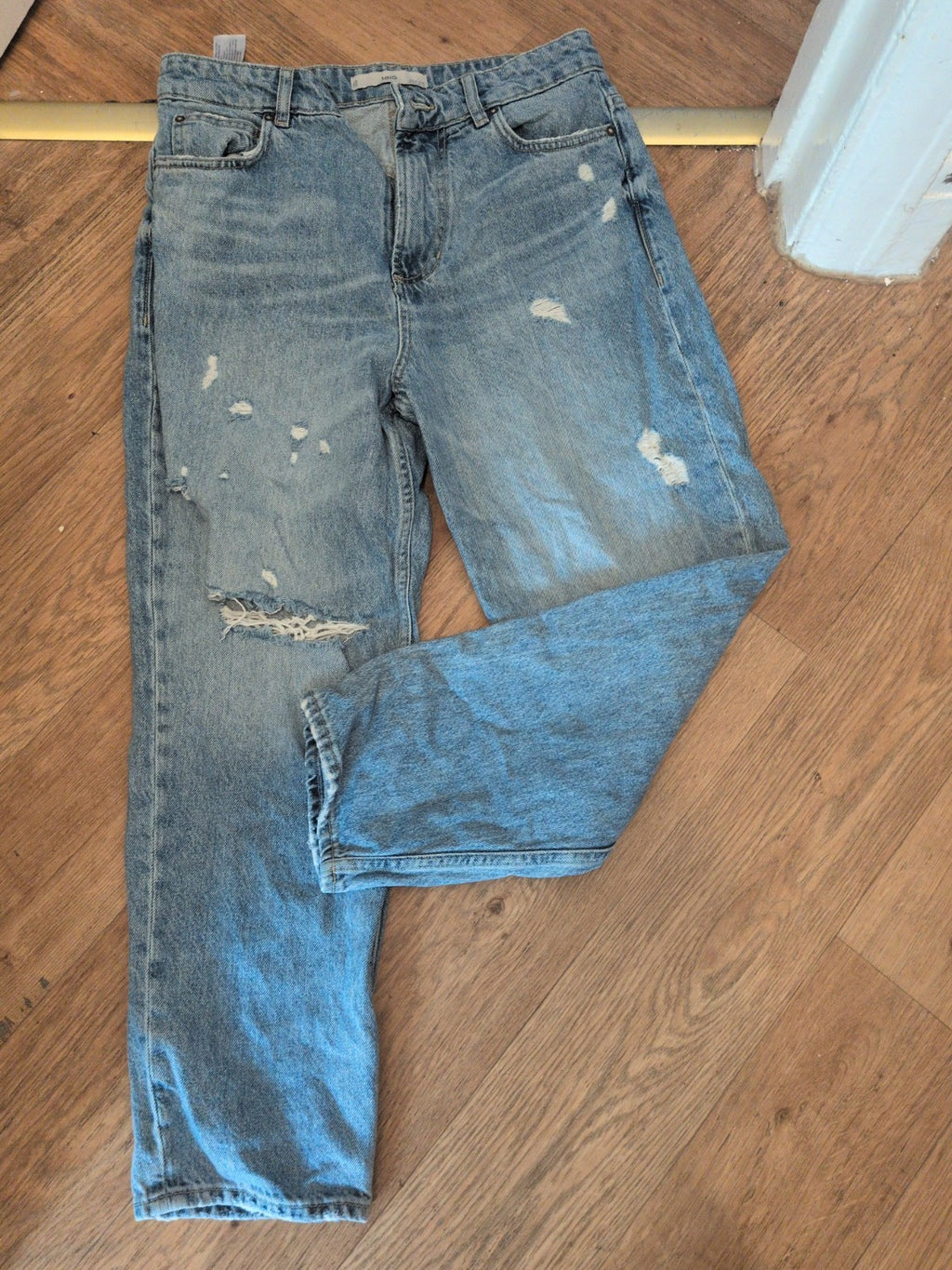 Ladies Mango Size 30W Tapered Denim Jeans