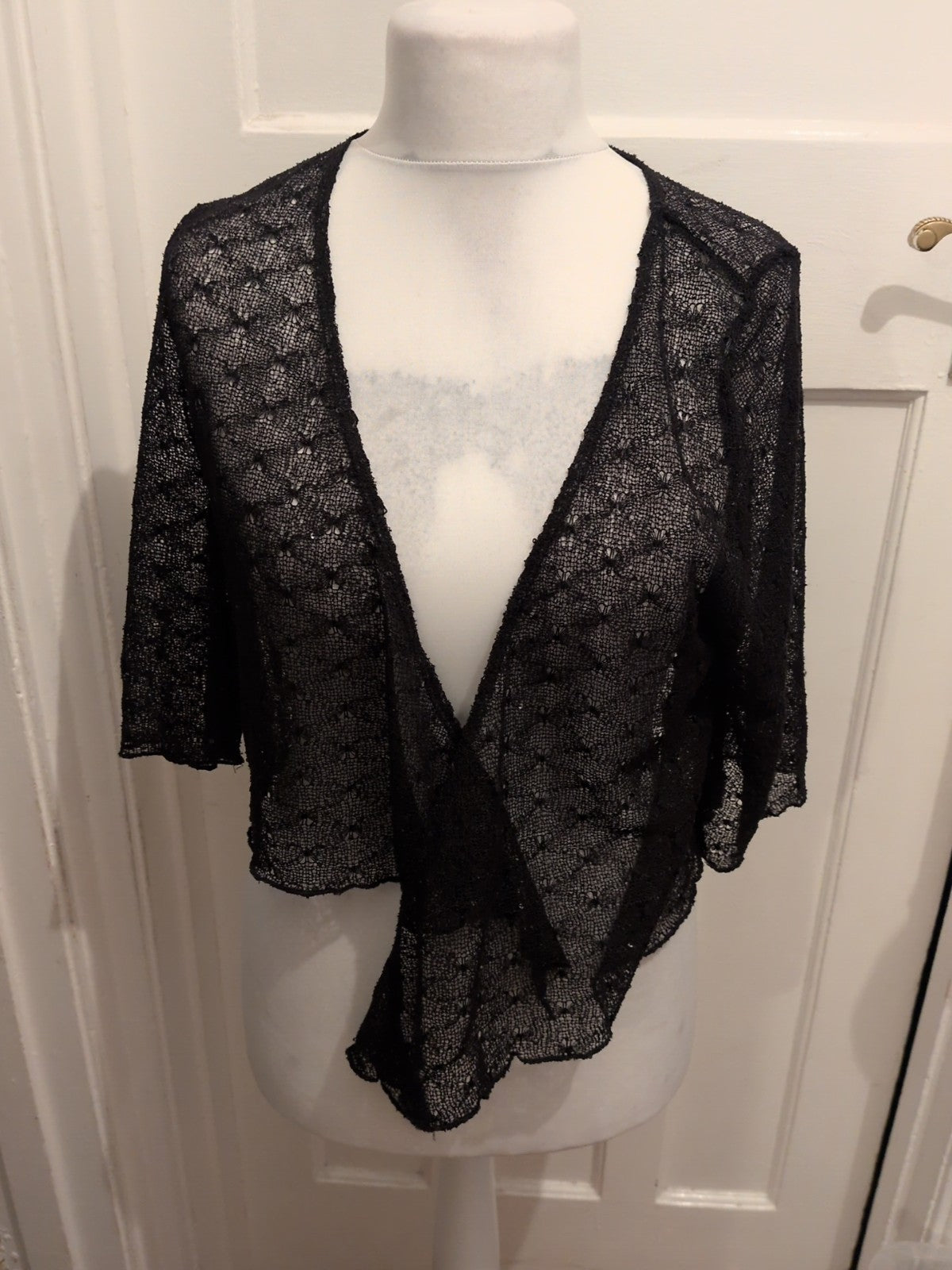 L/XL Black Lace Open Blouse Short Sleece