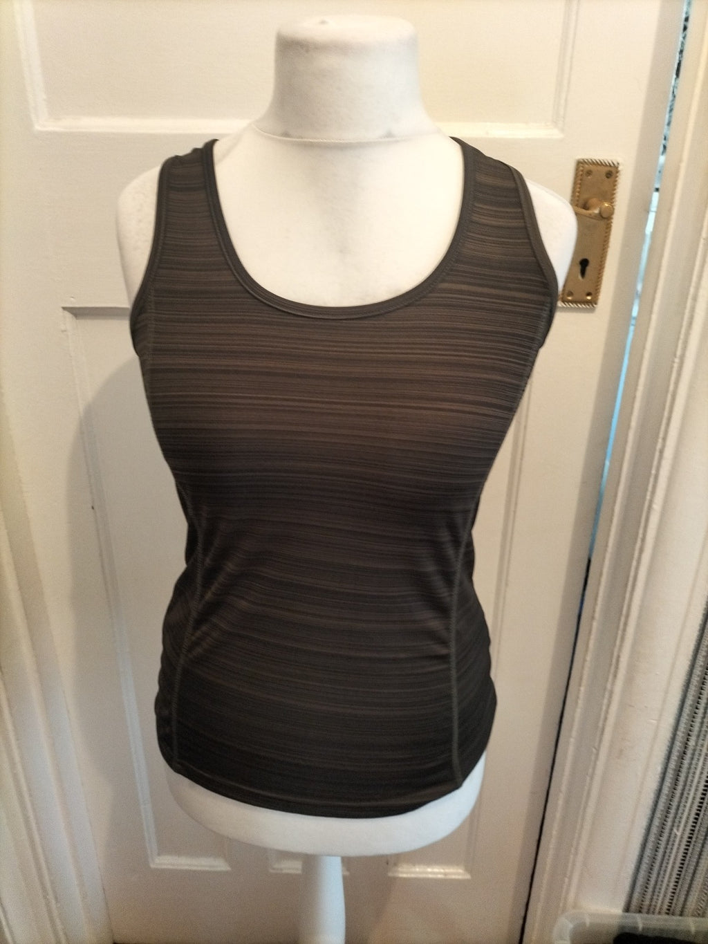 Ladies Mountain Warehouse Size 8 Dark Mix Coloured Sleeveless T-shirt