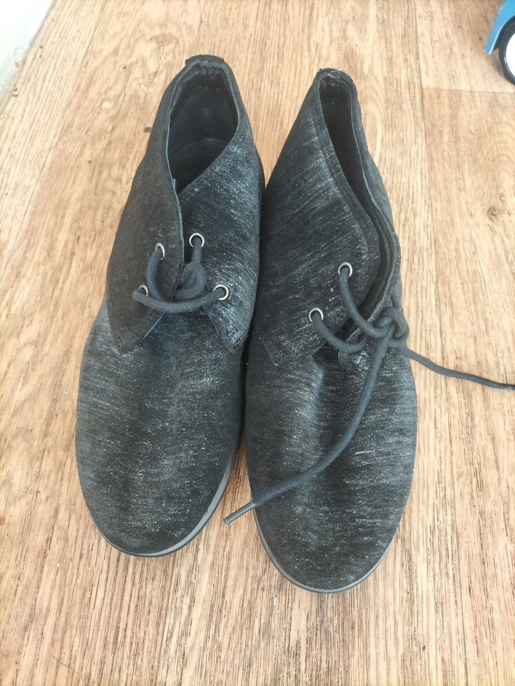 Ladies Maruti Size EU 38 Black And Silver Smart Shoe
