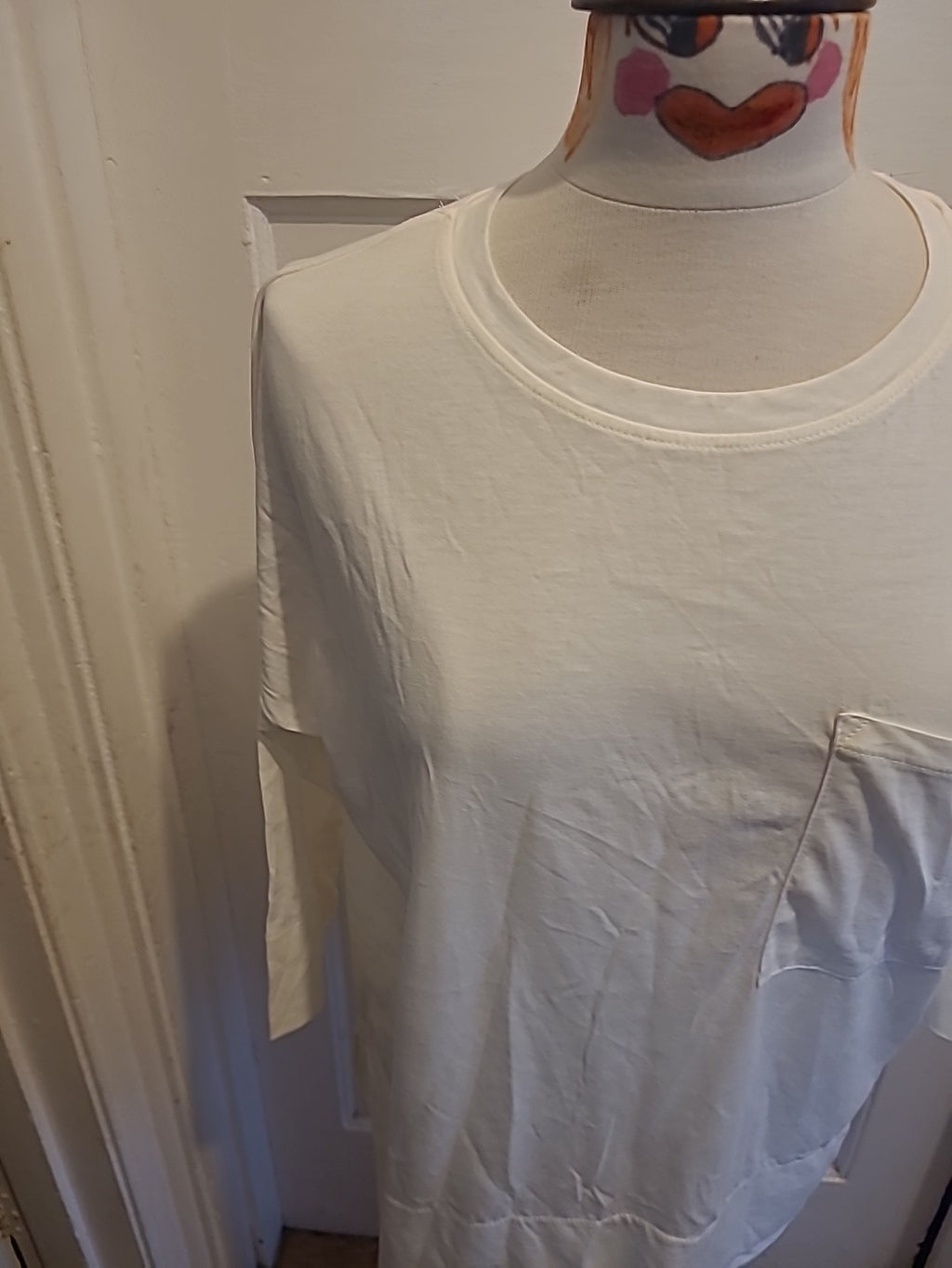 Ladies Esmara Size 8-10 Cream Mid Sleeved Blouse