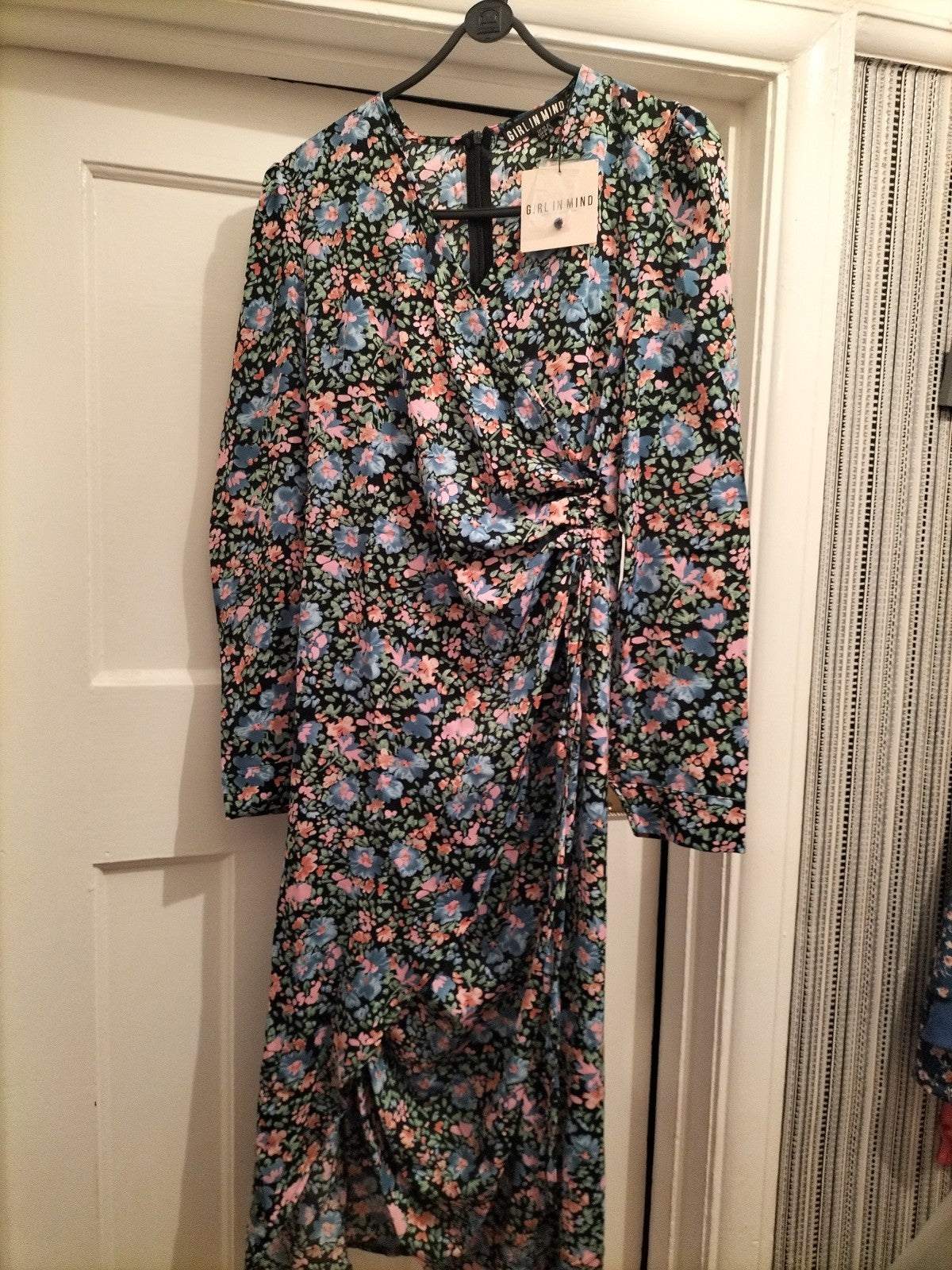 Brand New Girl In Mind Size 10 Black Floral Long Sleeved Dress