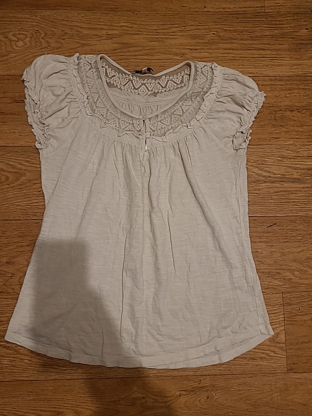 Ladies Papaya Weekend Size 8 Ivory Short Sleeved Tshirt With Mesh