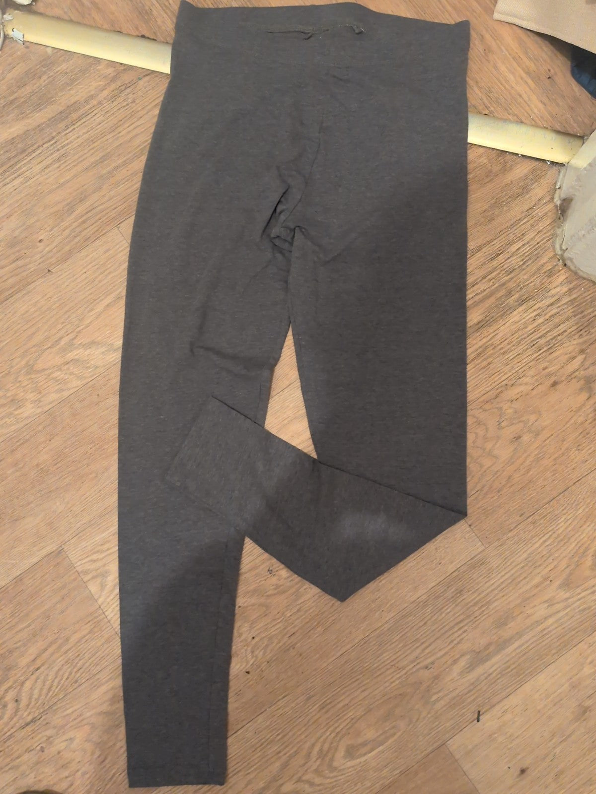 Esmara Medium Grey Capri Leggings