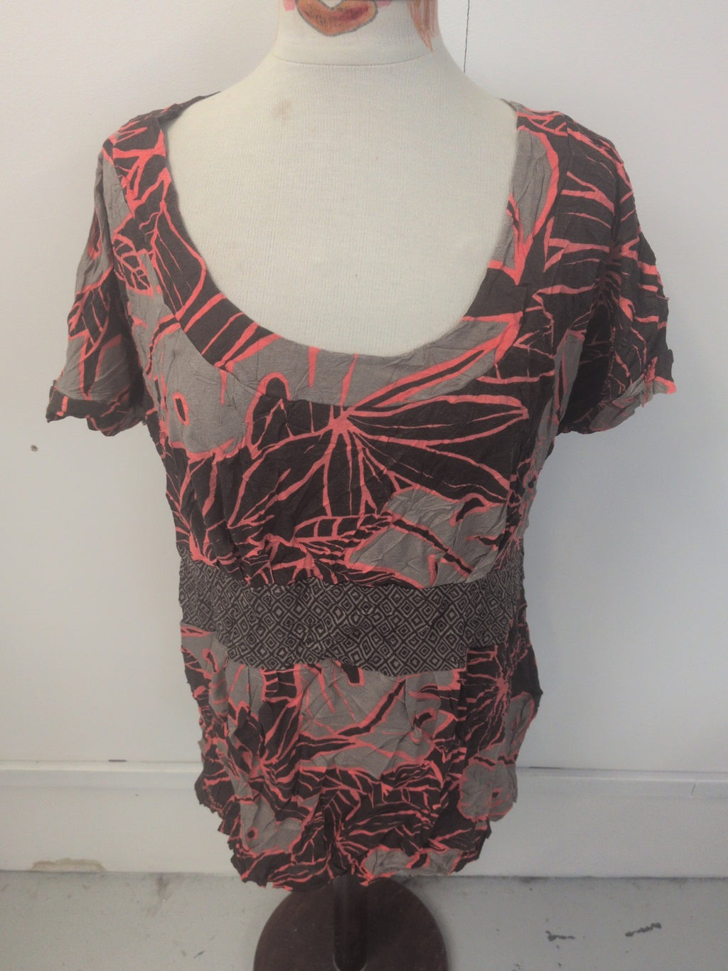 Ladies Evans Size 24 Grey And Brown Short Sleeve T-shirt