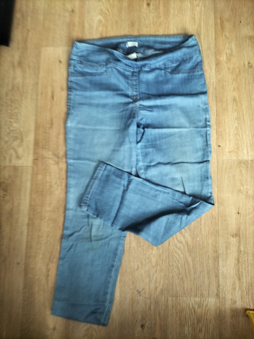 Ladies Van Heusen Size 10 Short Stretch Extensible Jeggings